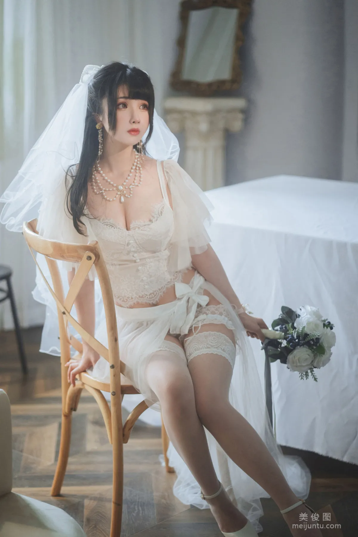 [网红COSER写真] rioko凉凉子 - 透明婚纱
