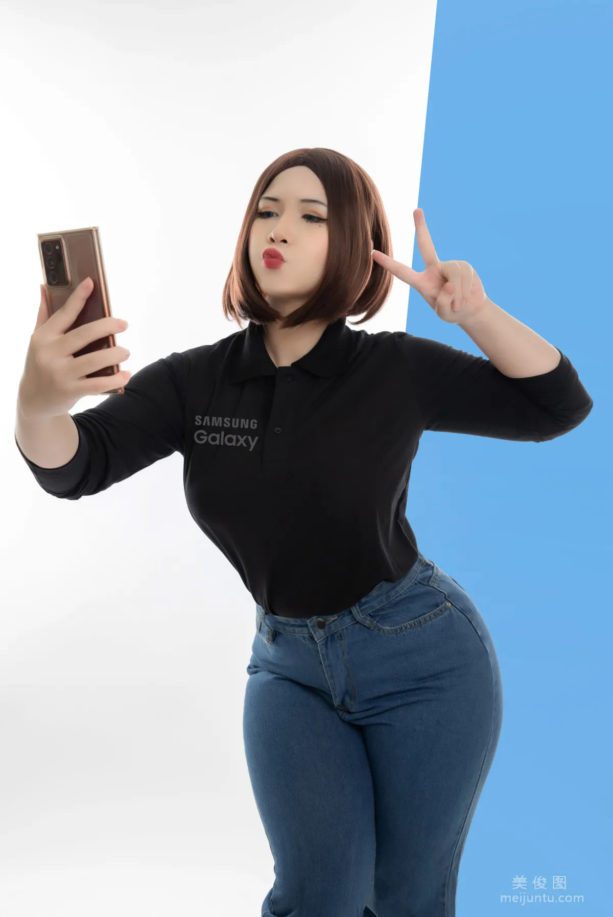 [网红COSER写真] Uy Uy - Samsung Sam 套图