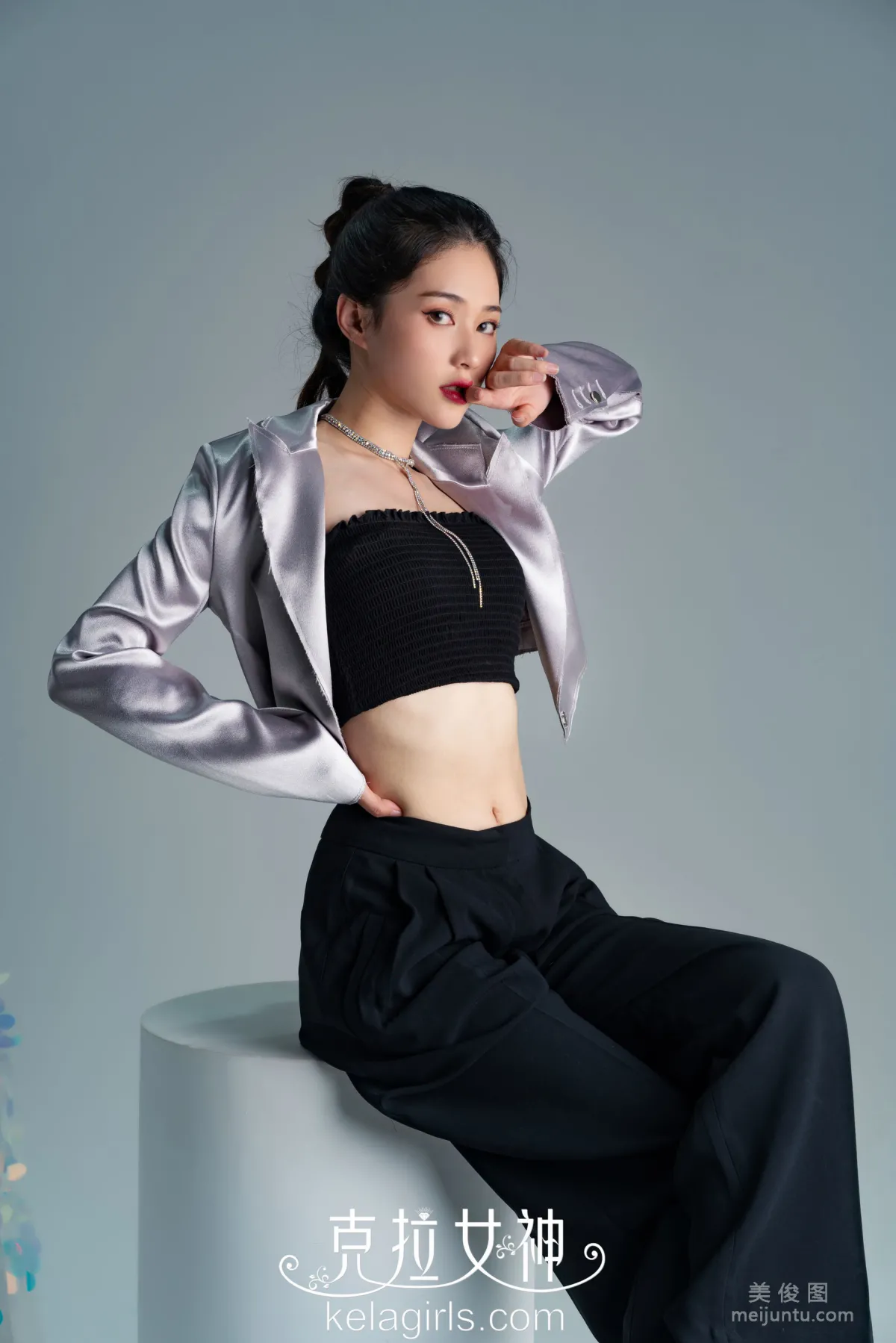 [克拉女神Kelagirls] 苏棠 - 酷拍裸足