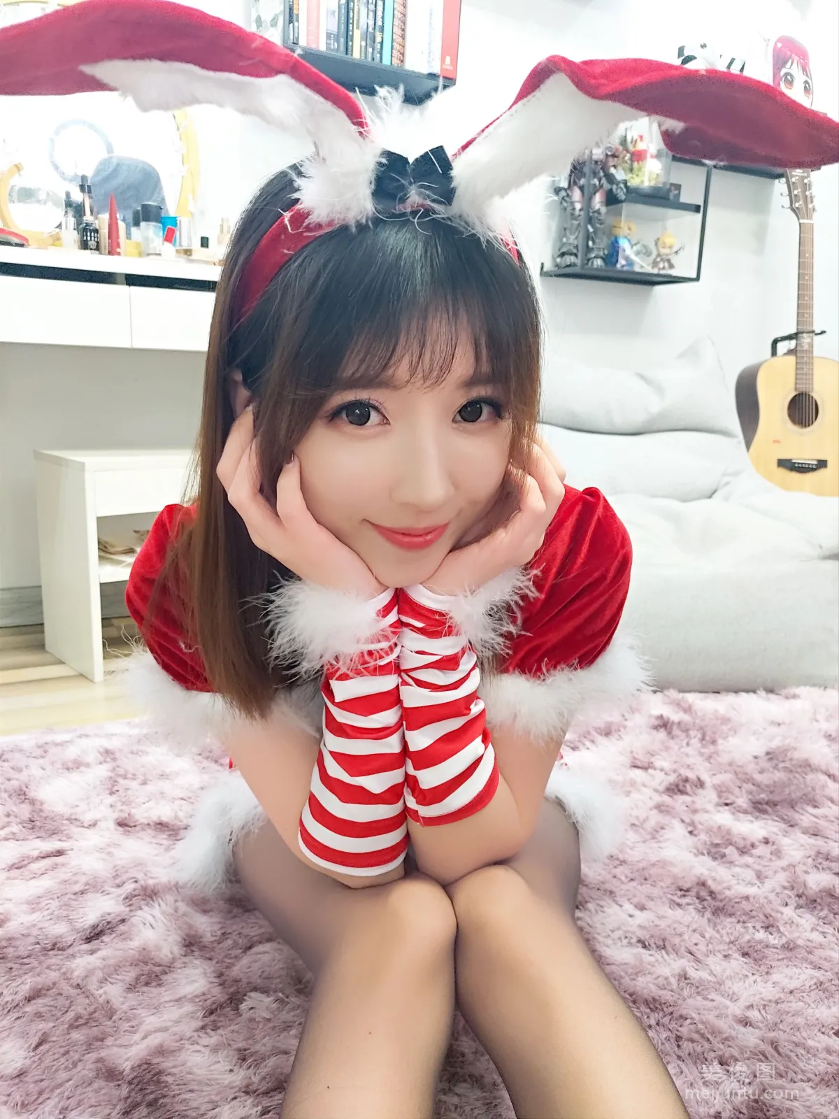 斗鱼主播小女巫露娜 - 圣诞装 写真套图