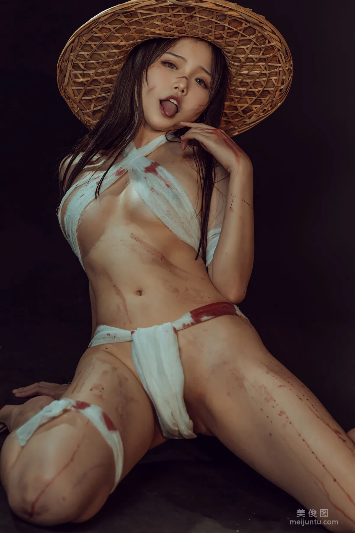 [Cosplay] 七月喵子 - 杀手 写真套图