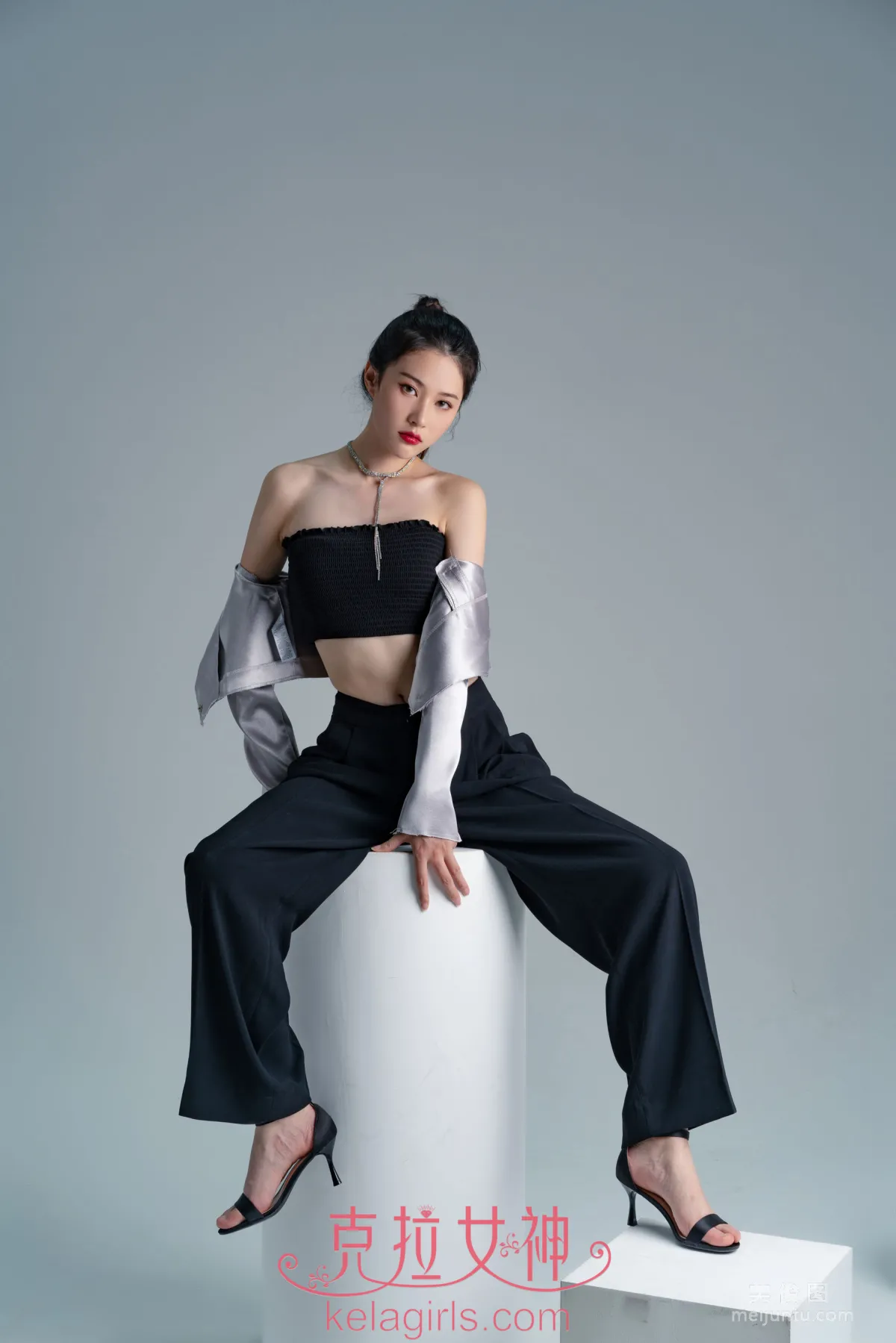 [克拉女神Kelagirls] 苏棠 - 酷拍裸足