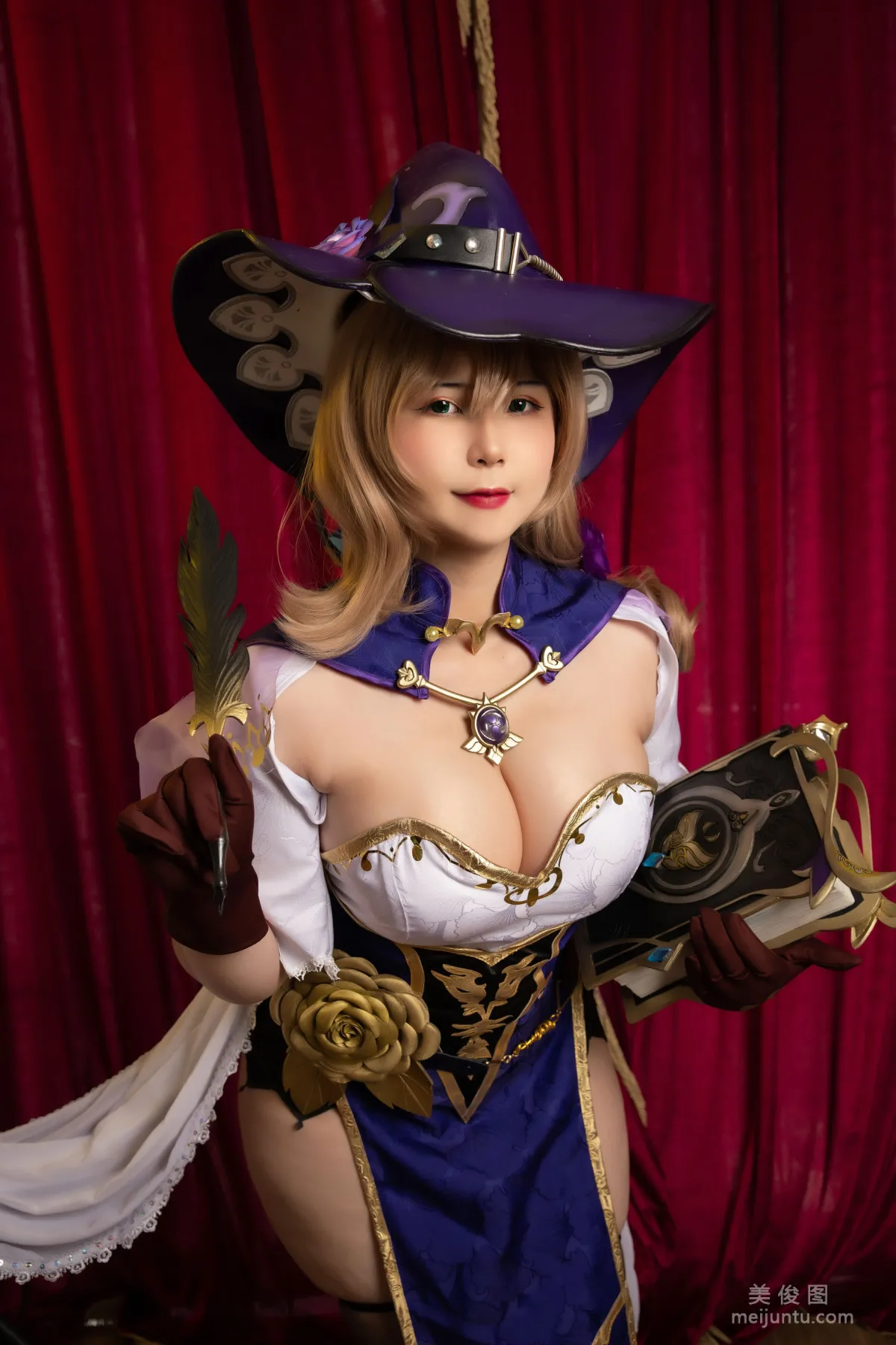 [网红COSER] Uy Uy - Lisa 写真套图