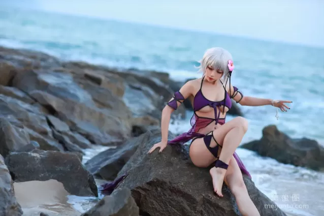 [Cosplay] 动漫博主水淼aqua - 贞德泳装 写真套图