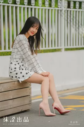 [袜涩] VOL.067 脸脸 - 女粉丝脸脸特惠图集