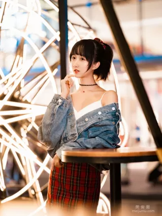 [网红COSER] 小姐姐木绵绵OwO - 都市夜恋 写真套图