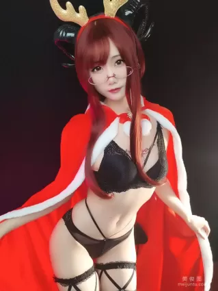[Cosplay] 曉美媽 - (圣诞自拍)雪夜魅魔
