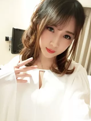 斗鱼主播小女巫露娜 - OL风肤色连裤袜