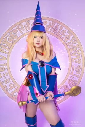 [网红COSER] Uy Uy - Dark Magicial Girl 写真套图