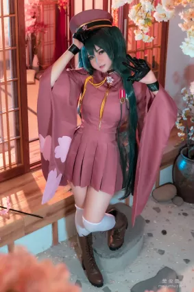 [网红COSER写真] Potato Godzilla - Miku Senbonzakura