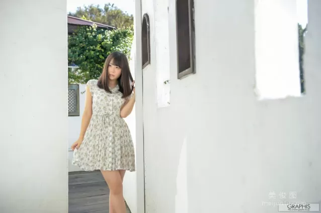 [Graphis] Limited Edition 吉岡ひより Hiyori Yoshioka 1