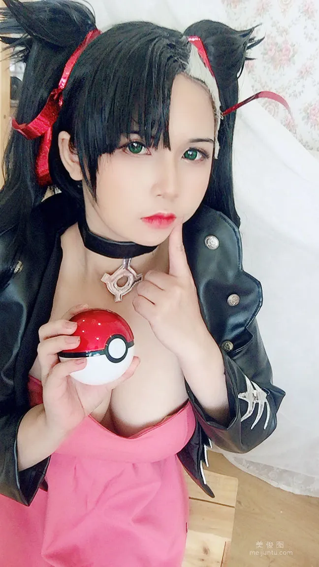 [网红COSER] Uy Uy - Adult Marnie 写真套图