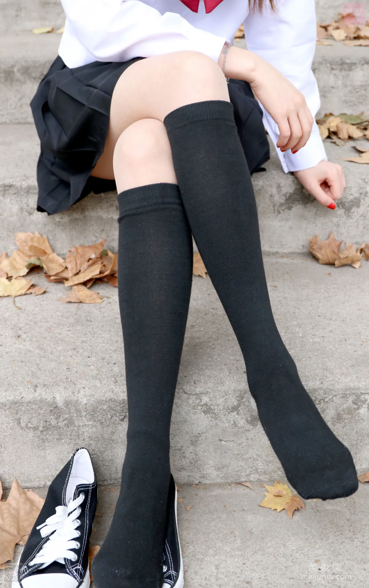 [思话SiHua] SH041 伊一 - JK的第一次尝试