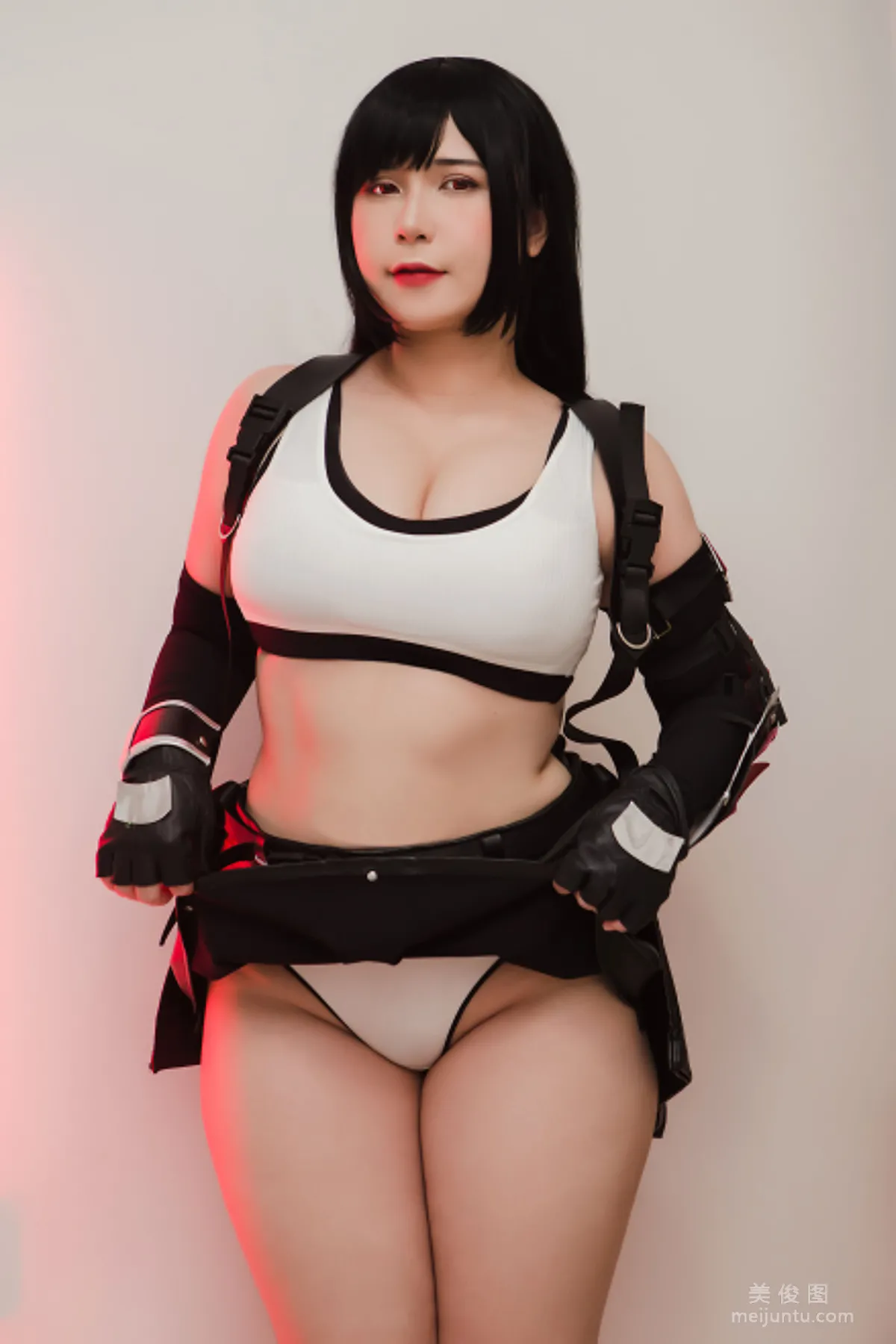 [网红COSER写真] Uy Uy - Tifa Lockhart 套图