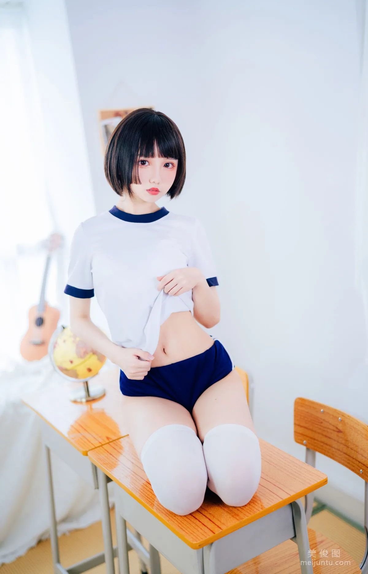 [网红COSER写真] 动漫博主果咩酱w - 体操服 套图