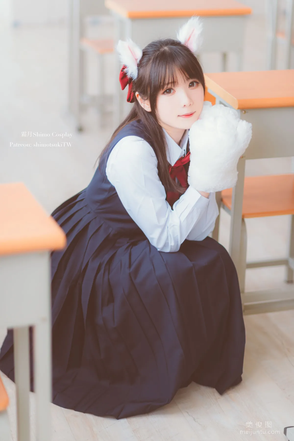[网红COSER] 微博妹纸霜月shimo - JK校服的诱惑