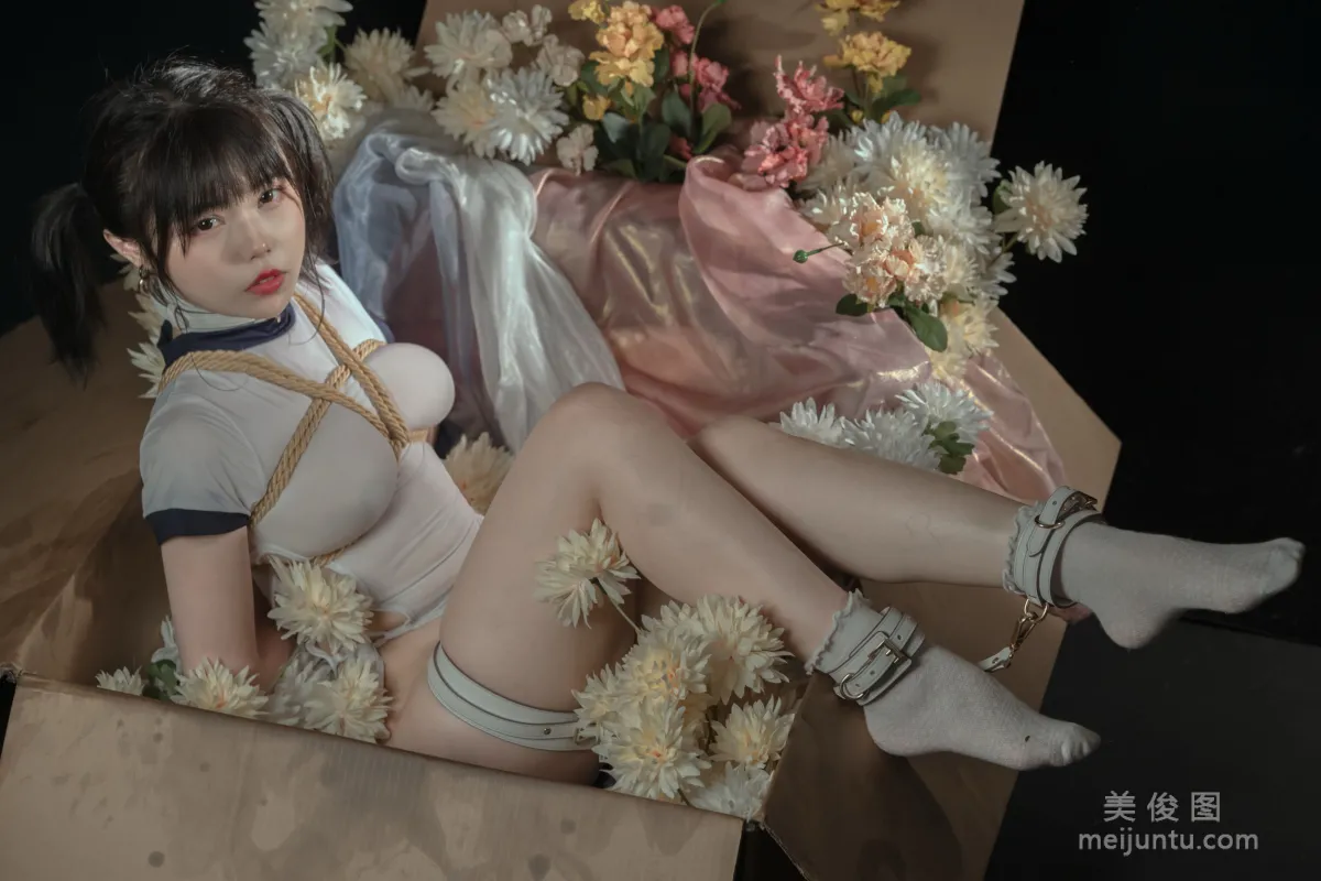 [网红COSER写真] 七月喵子 - 体操服 套图