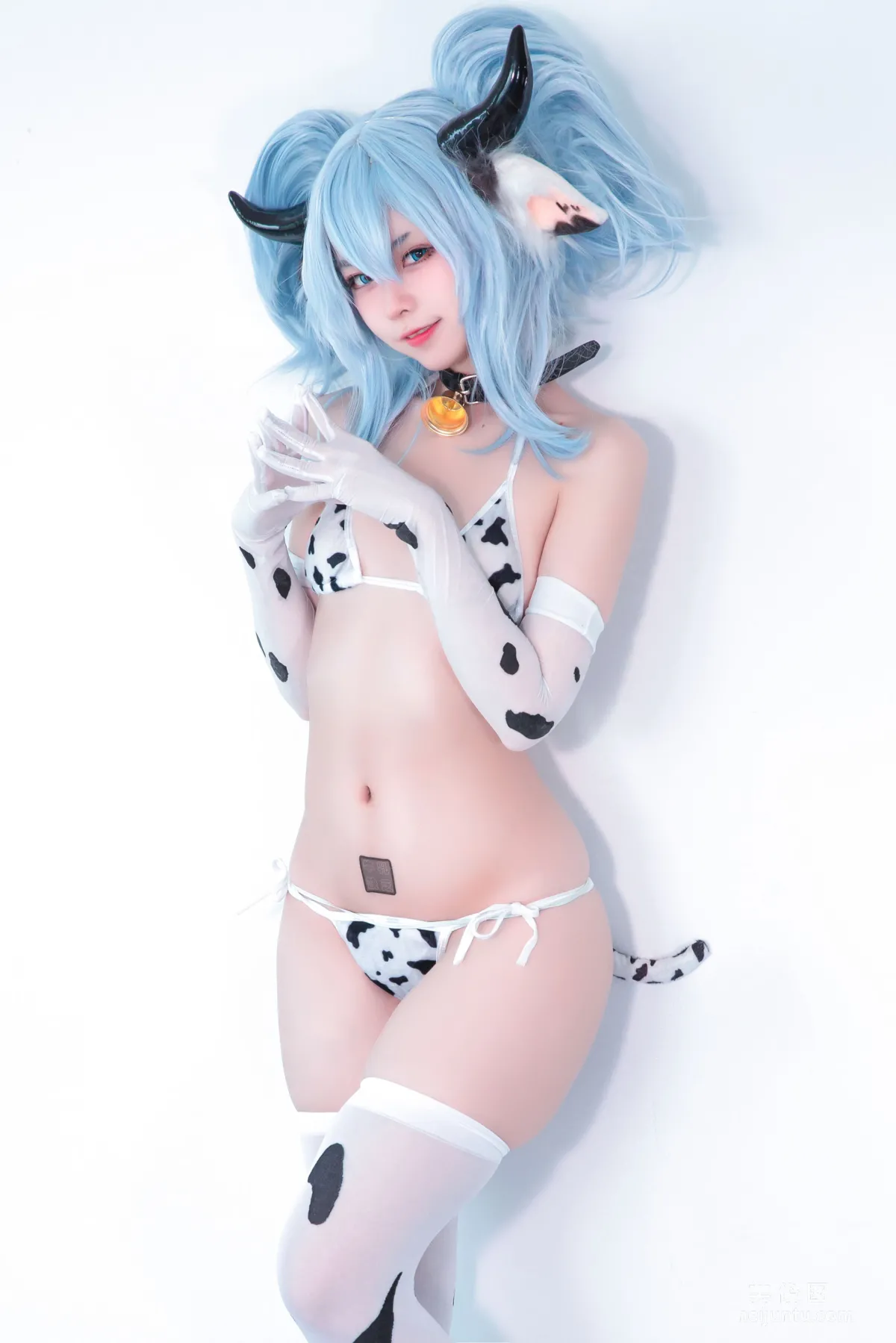 [网红COSER写真] 动漫博主G44不会受伤 - PA-15 奶牛 套图