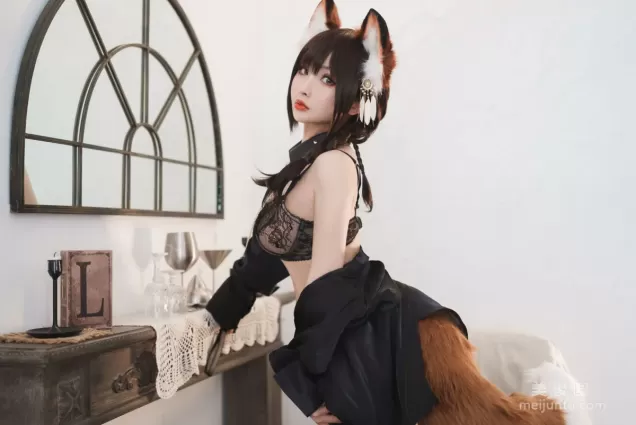 [网红COSER写真] rioko凉凉子 - 人形狐 套图