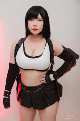 [网红COSER写真] Uy Uy - Tifa Lockhart 套图