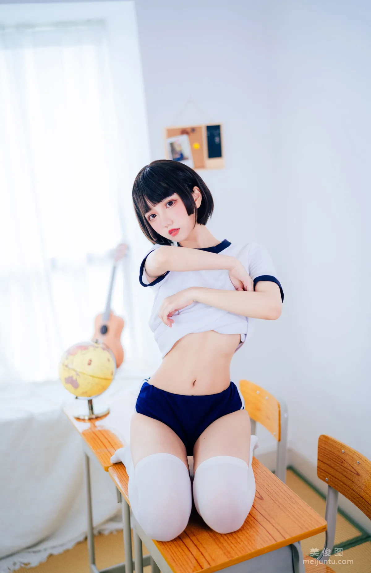 [网红COSER写真] 动漫博主果咩酱w - 体操服 套图