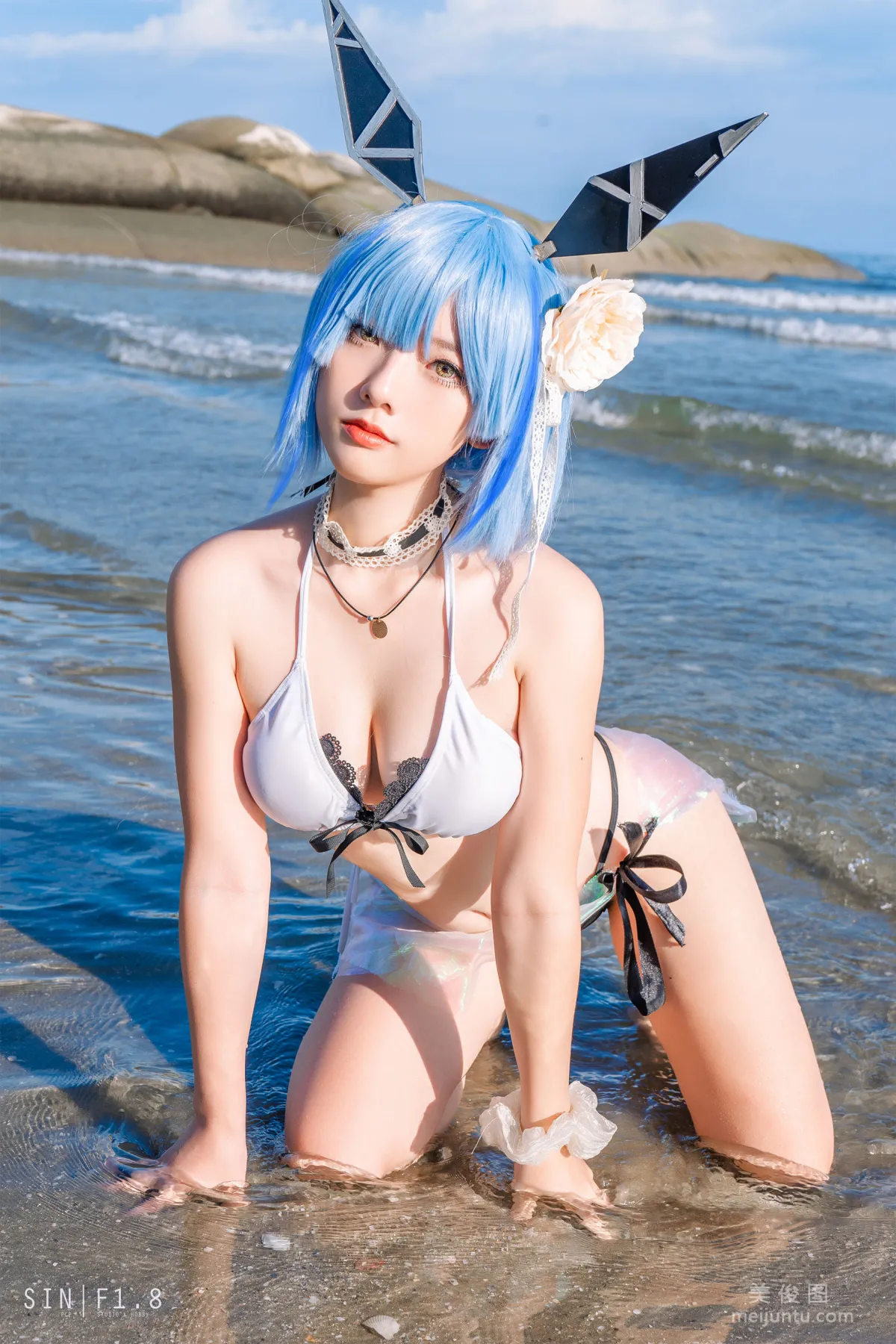 [COS福利] Messie Huang - Gascogne swimsuit 写真套图