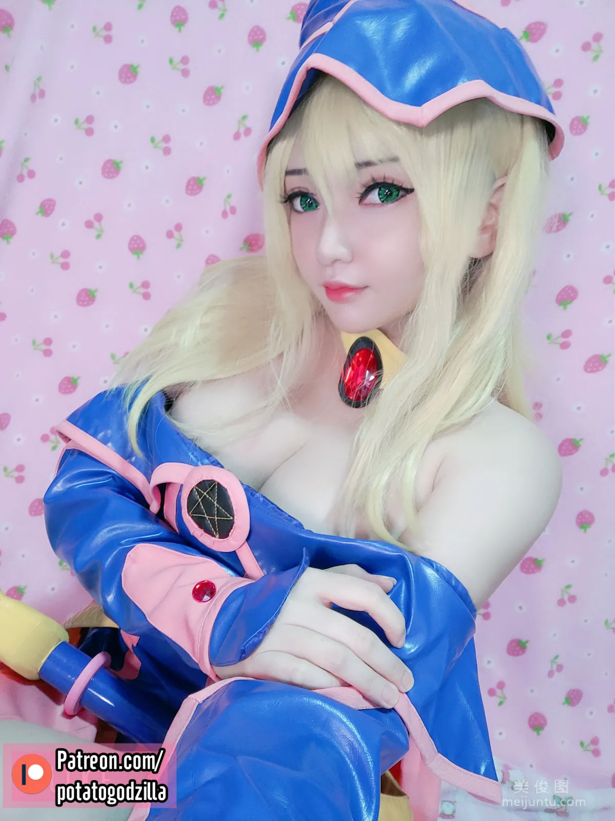 Coser小姐姐Potato Godzilla - Dark Magician Girl