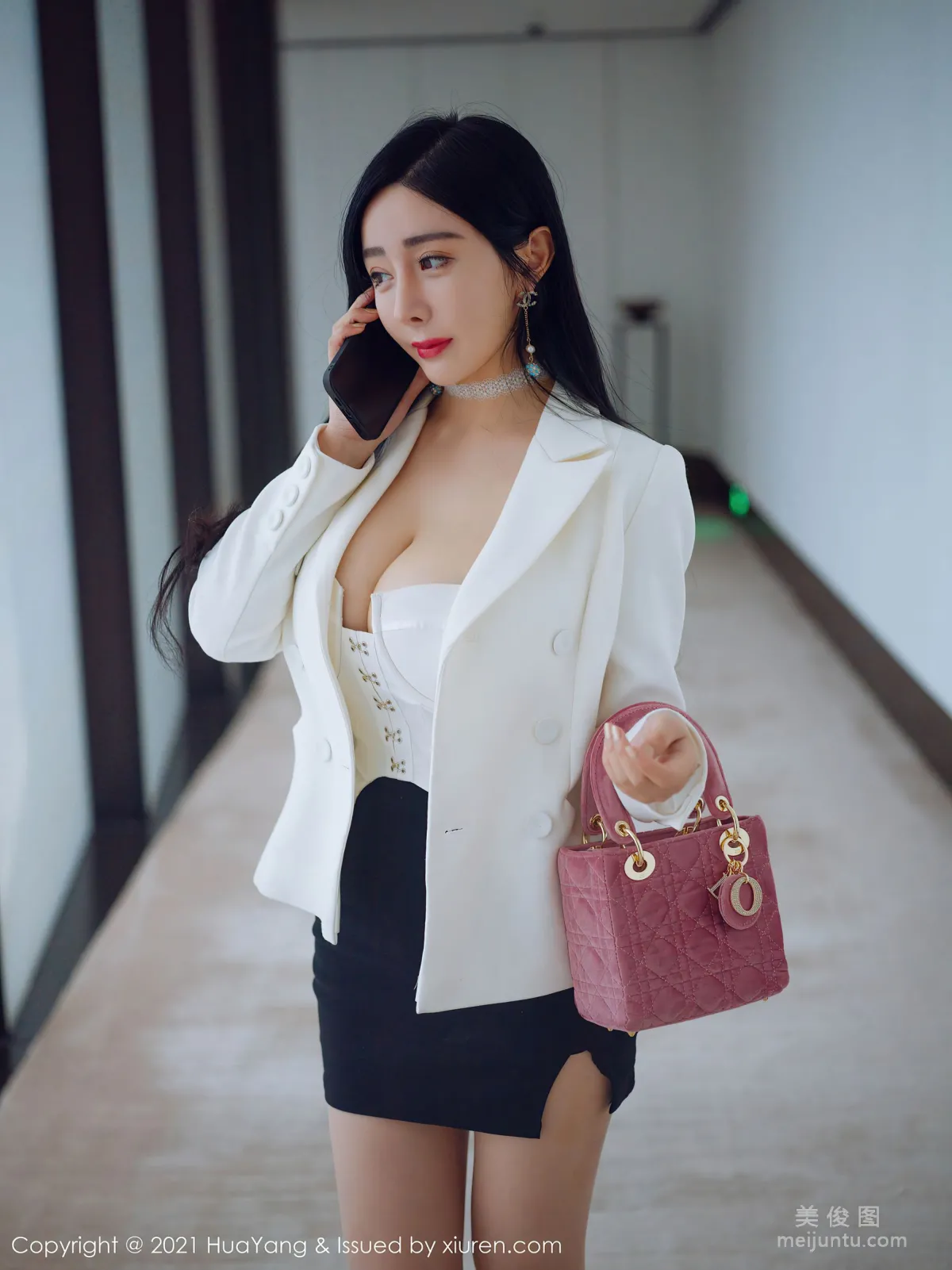 [花漾HuaYang] Vol.381 允爾 - 经典职场制服的保险经纪