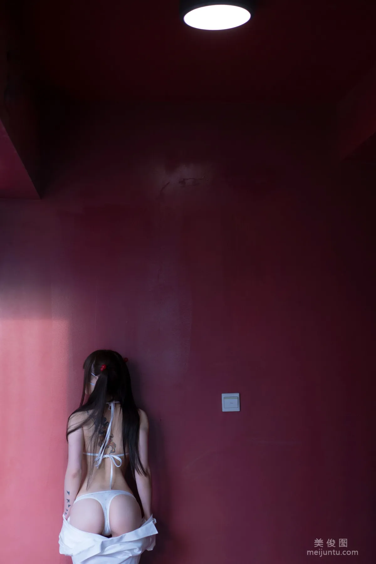 COS少女星野咪兔 - 红色 写真套图