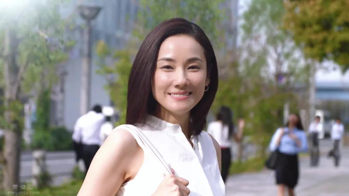 《宝矿力水得广告女郎TOP10》看到她们就能清爽一夏！