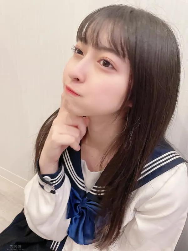 透明感偶像《竹内月音》白皙肌肤展现青春芬芳！