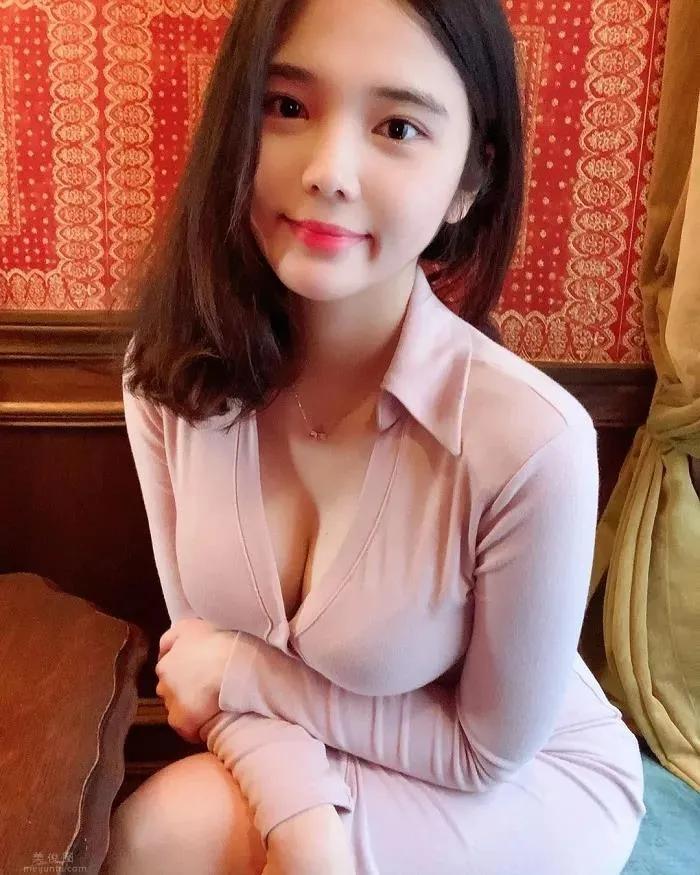 想被治疗！南韩清纯小护士《YuJu》褪下工作服秀出好身材！