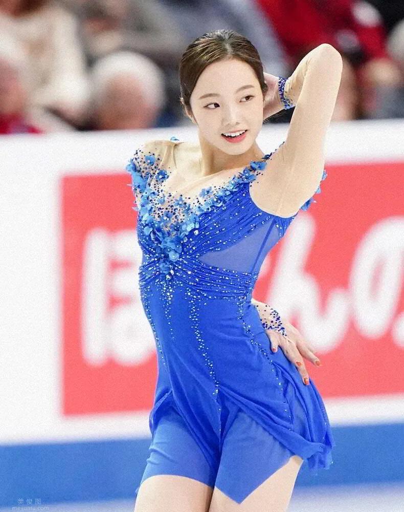 日本花式滑冰女神《本田真凛》Cos「蝴蝶忍」在运动场上翩翩起舞！