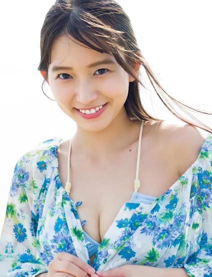 天气女郎《志田音音》灿烂笑容!白皙好身材让人想到夏日海边!
