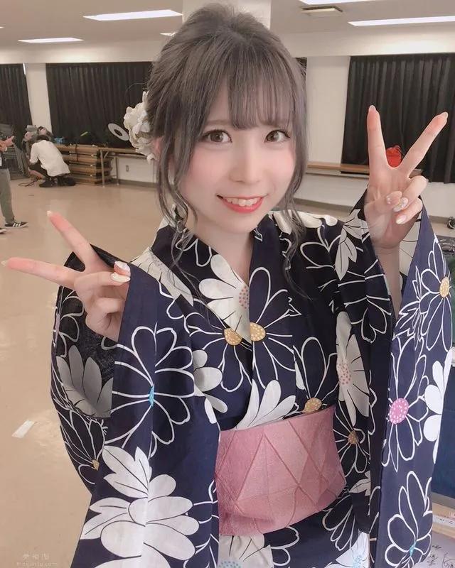 和服下藏着大秘密！网红正妹《纱爱》散发浓郁日式奶香！