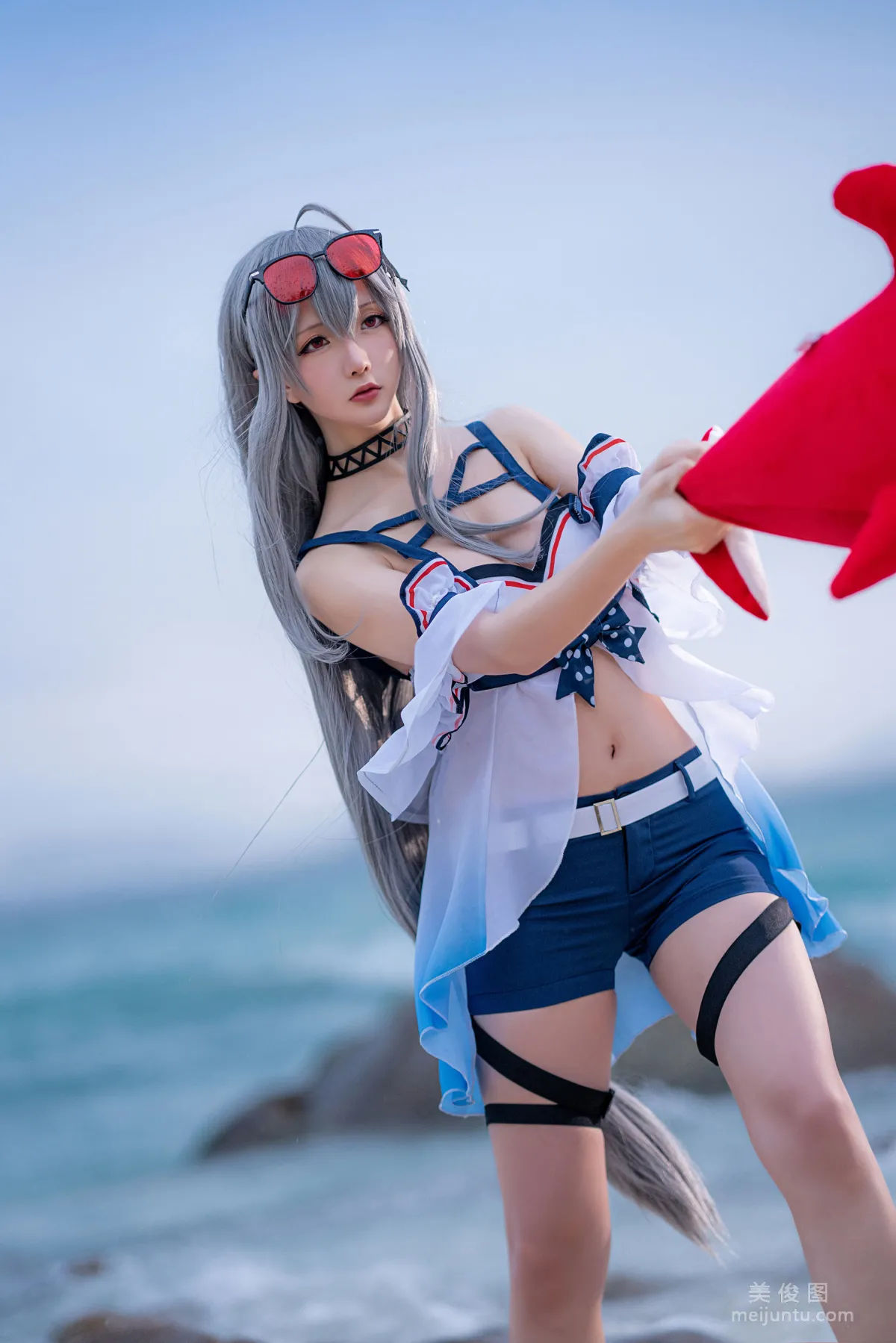 [COS福利] 星之迟迟 - 明日方舟《斯卡蒂》 写真套图