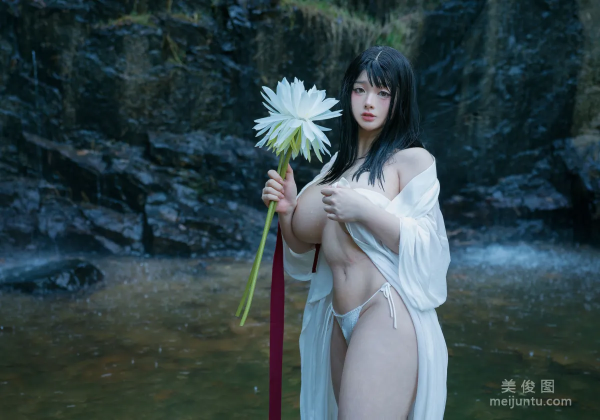 [COS福利] NinJA阿寨寨 - 神明巫女