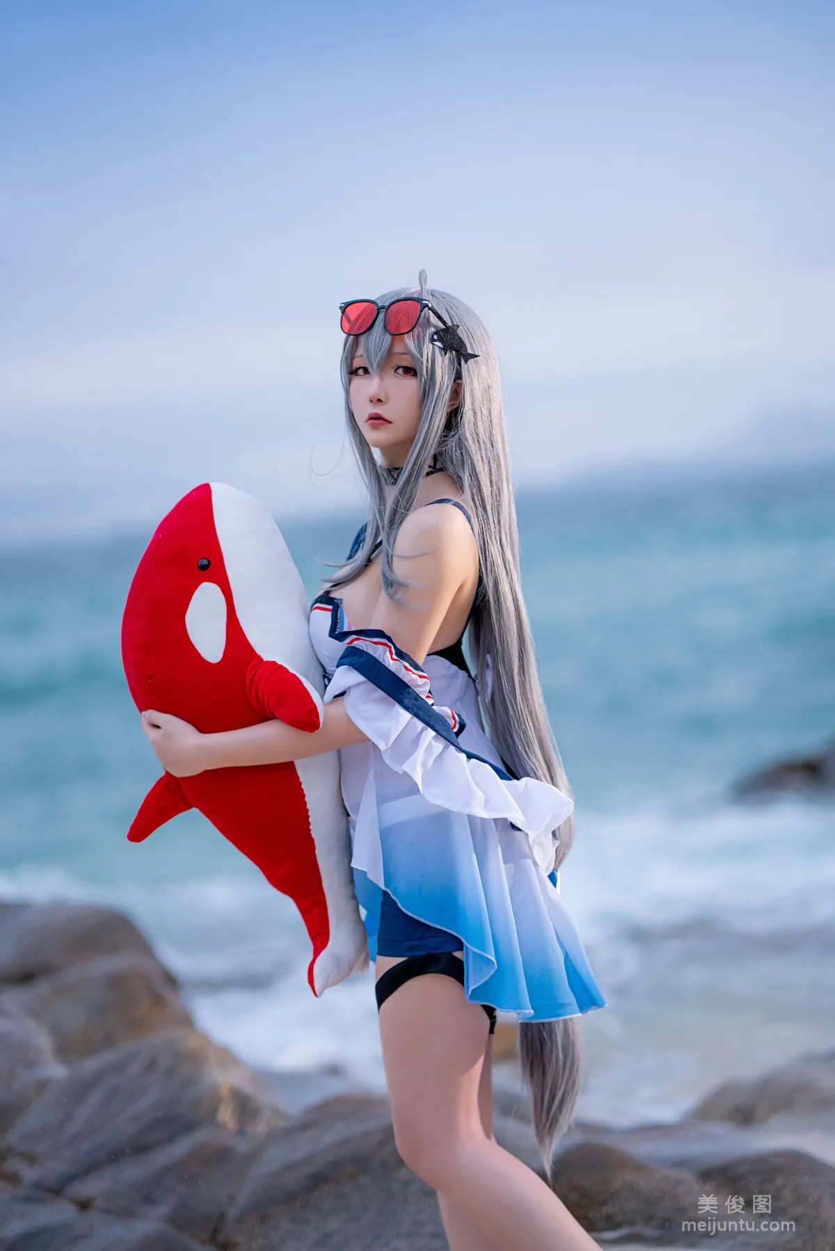 [COS福利] 星之迟迟 - 明日方舟《斯卡蒂》 写真套图