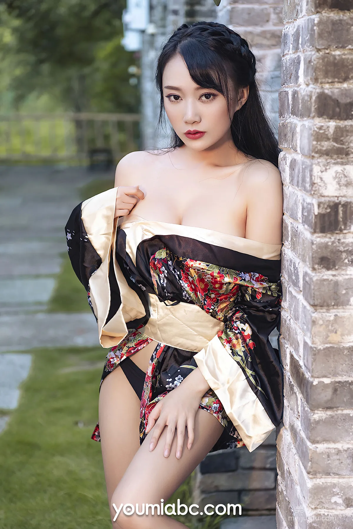 [尤蜜YouMiabc] 何嘉颖 - 和风煦女