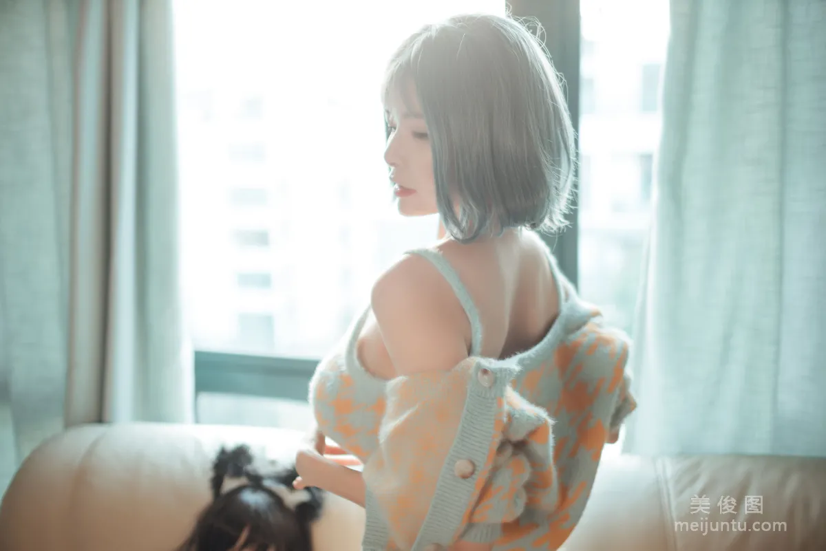 [COS福利] 秋和柯基(夏小秋秋秋) - 娃娃 写真套图