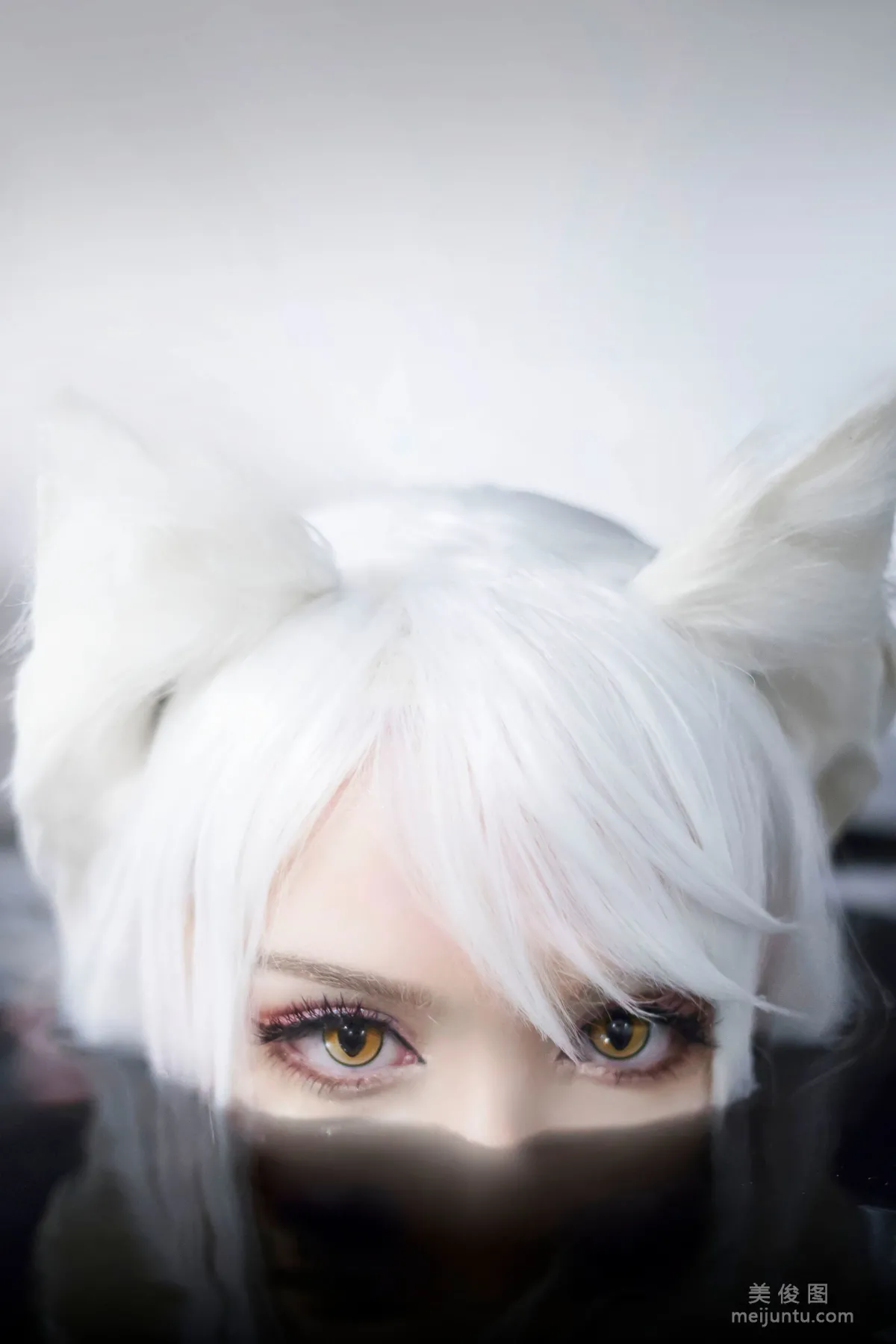 国外美女SayaTheFox - 白毛狐狸