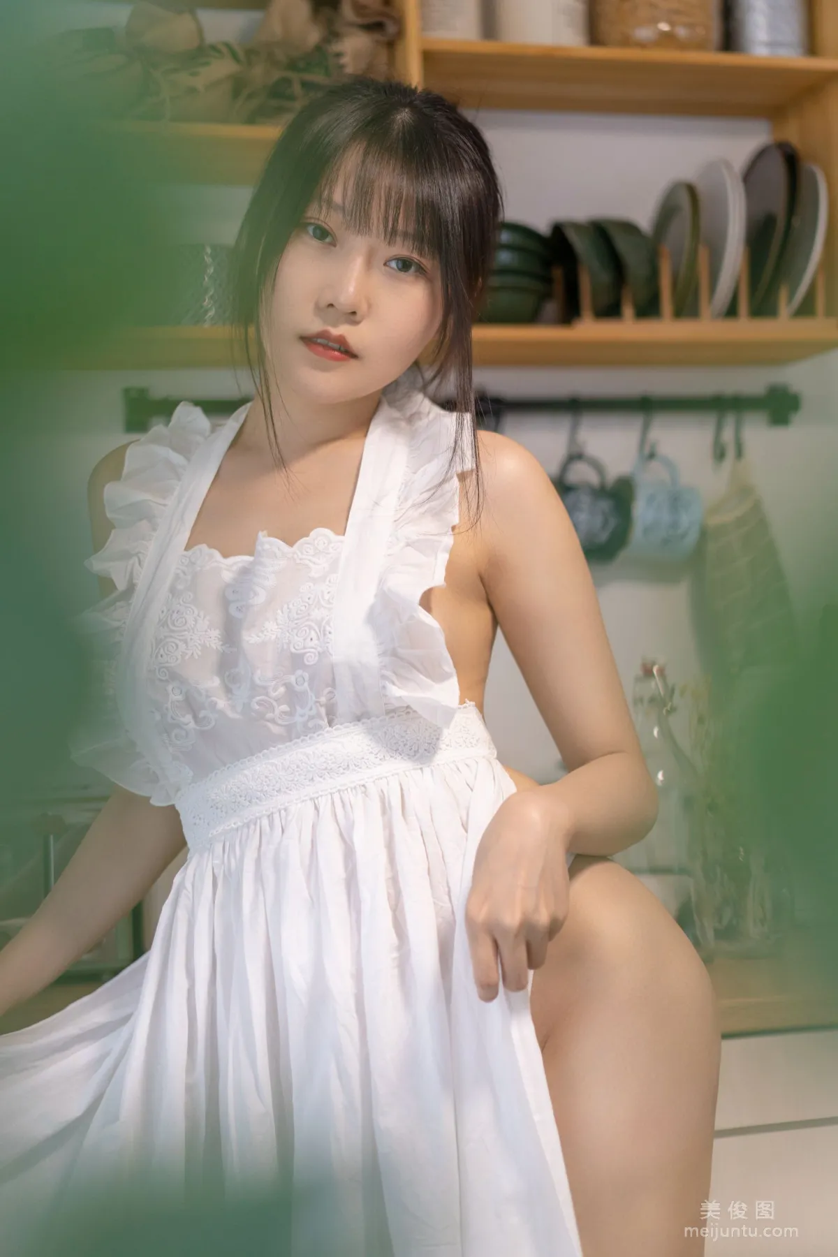 [COS福利] 香草喵露露 - 厨娘 写真套图