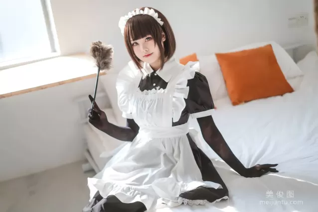 萌系小姐姐蜜汁猫裘 - 民宿 女仆 写真套图