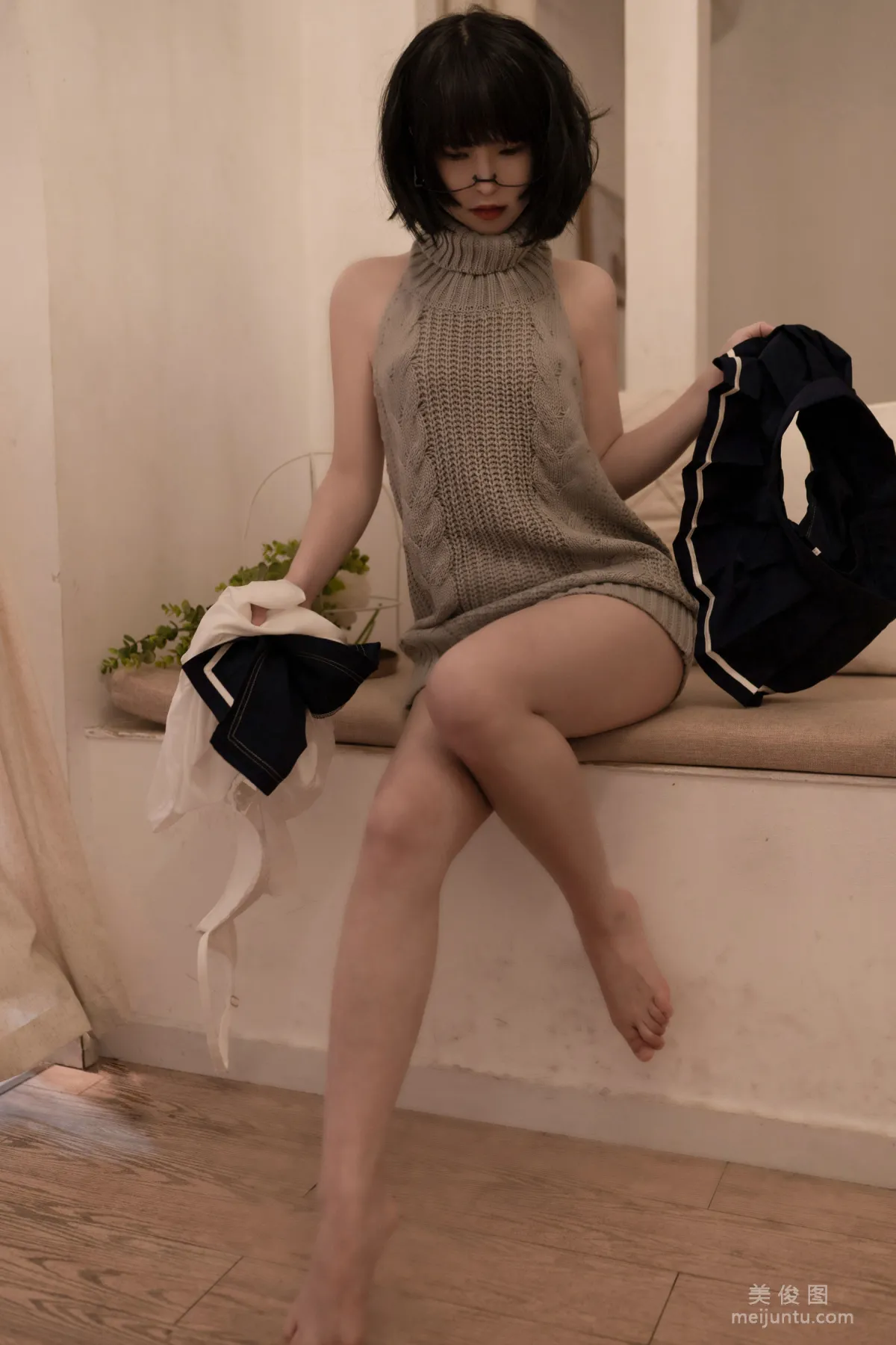 美少女晕崽 - 维修洗衣机 写真套图