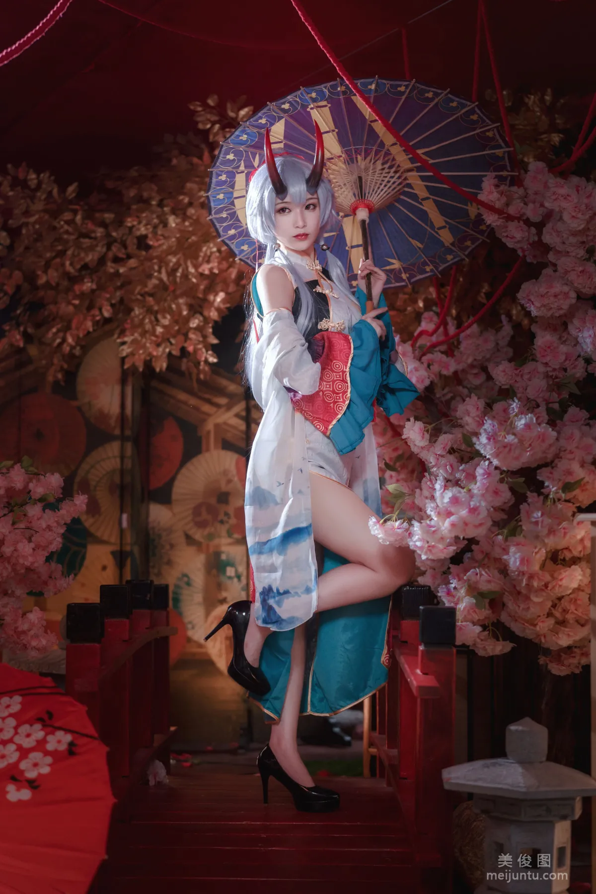[COS福利] 动漫博主铁板烧鬼舞w - 巴御前 写真套图