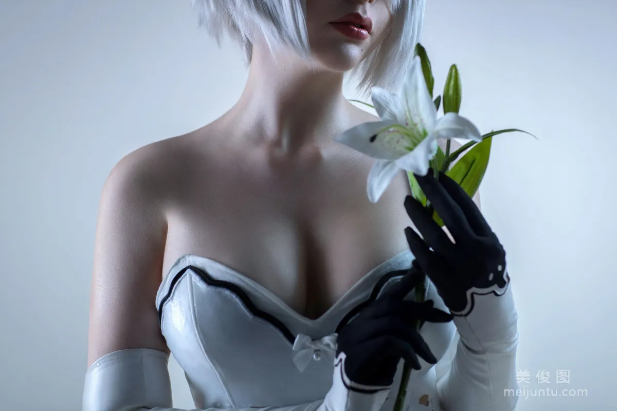 国外美女SayaTheFox - 2B Floral