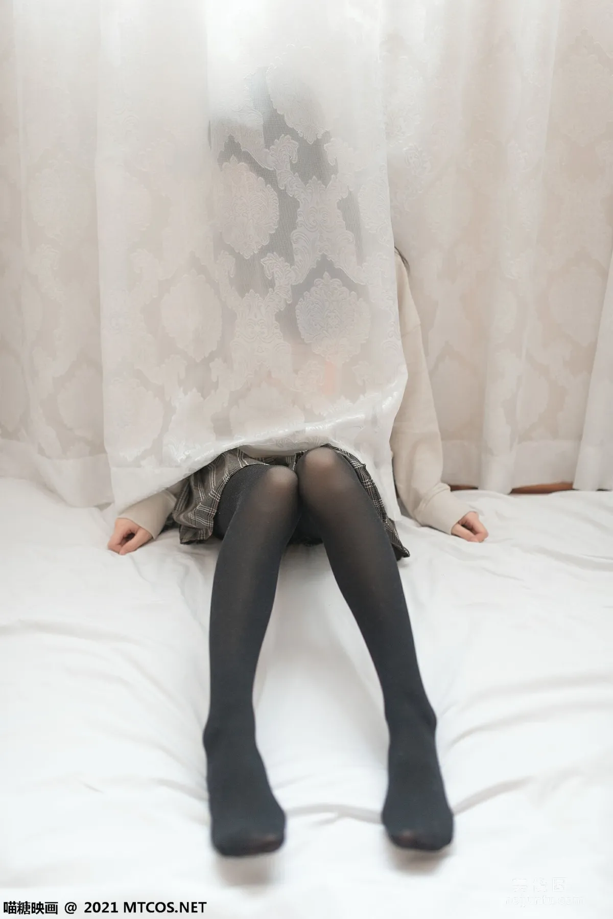 [喵糖映画] VOL.367 黑直长 写真套图