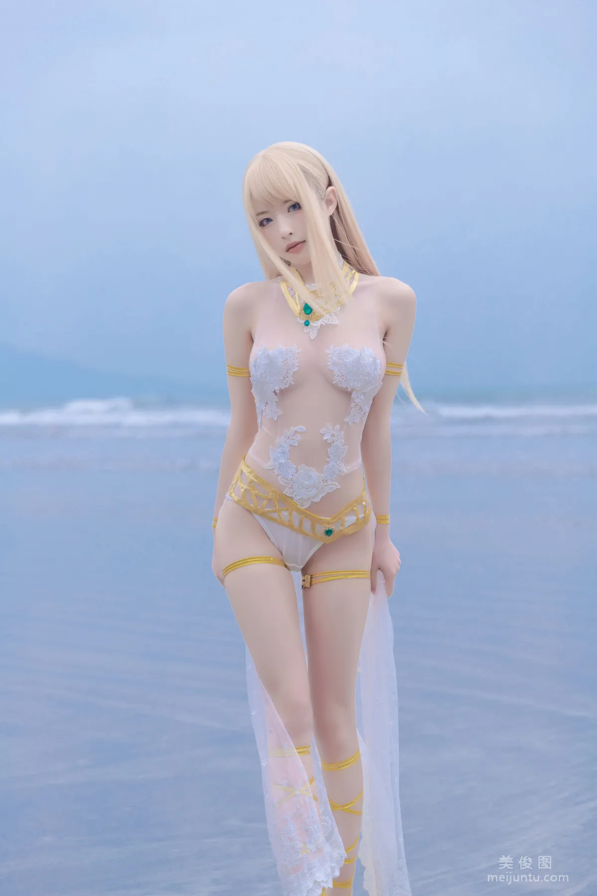 [网红COSER] 尤物清水由乃 - 玛丽萝丝白色泳衣