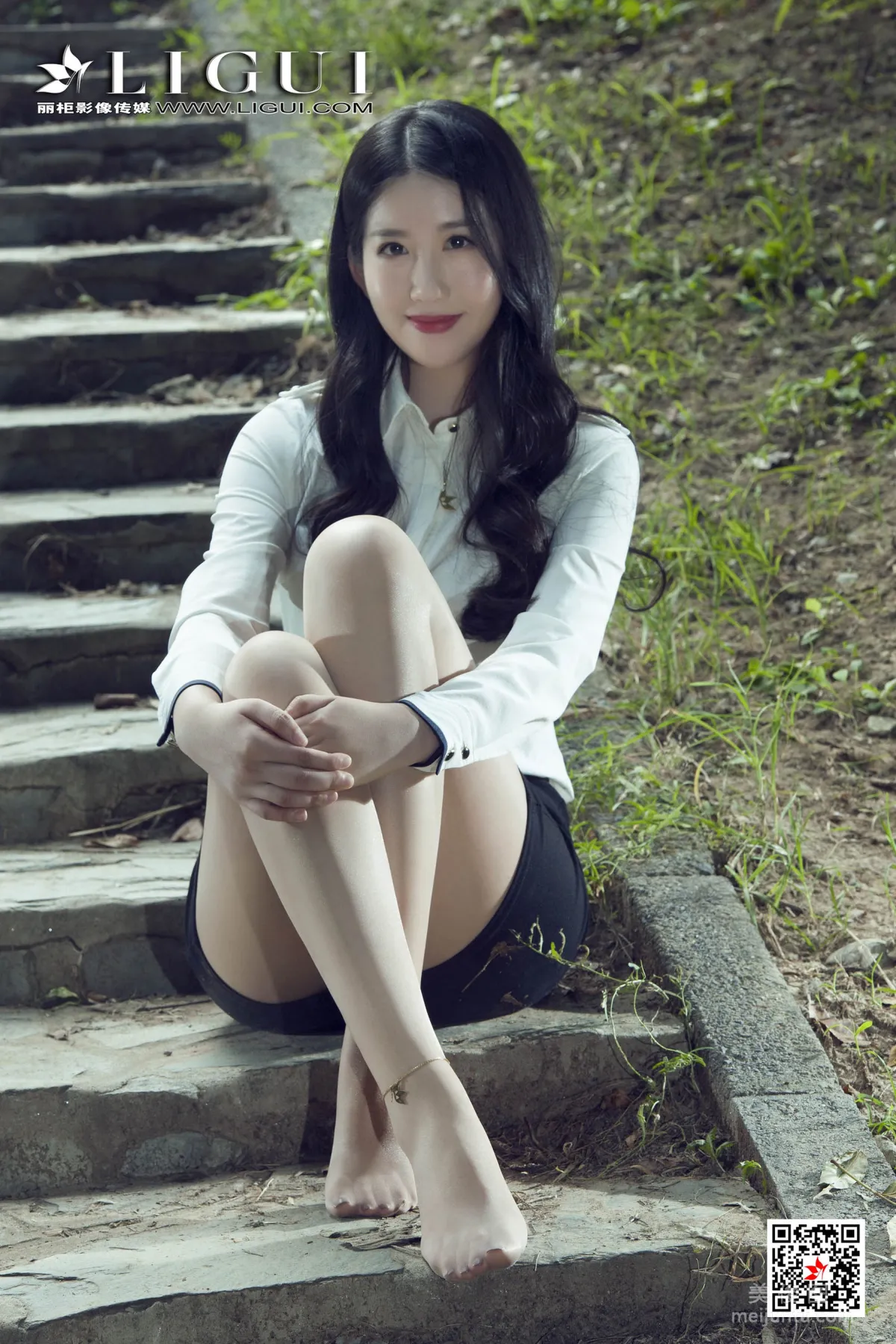 Model 费洛《极品丝袜美腿》 [丽柜Ligui] 写真集