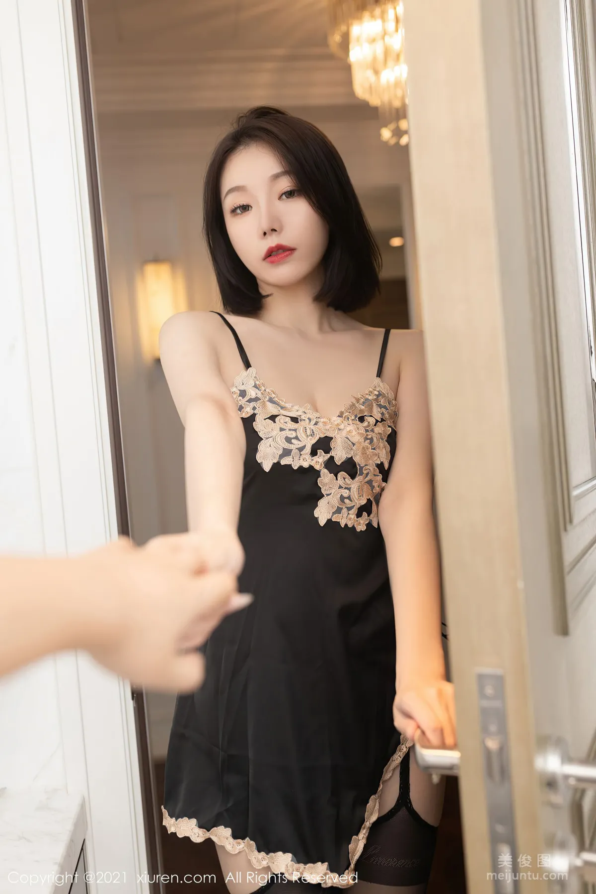 [秀人XiuRen] No.3788 安然Maleah - 黑色情趣服饰主题系列